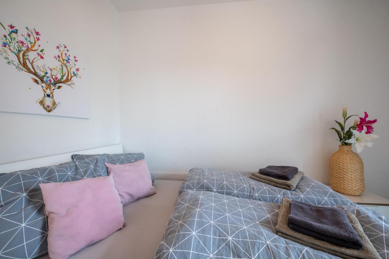 Moderne Eg-Wohnung In Sudenburg Mit Parkplatz, Top Anbindung マクデブルク エクステリア 写真