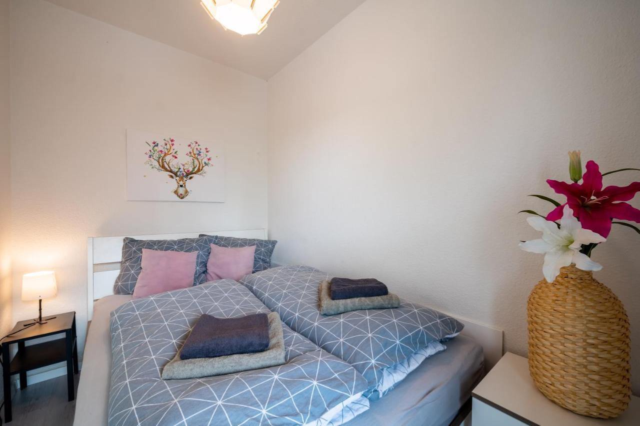 Moderne Eg-Wohnung In Sudenburg Mit Parkplatz, Top Anbindung マクデブルク エクステリア 写真