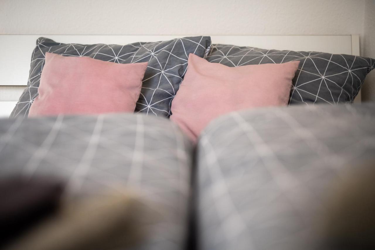 Moderne Eg-Wohnung In Sudenburg Mit Parkplatz, Top Anbindung マクデブルク エクステリア 写真